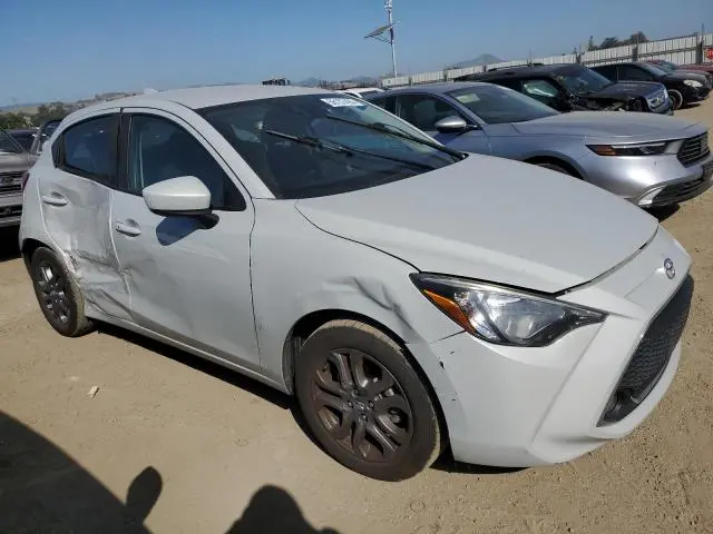 2020 TOYOTA YARIS LE  