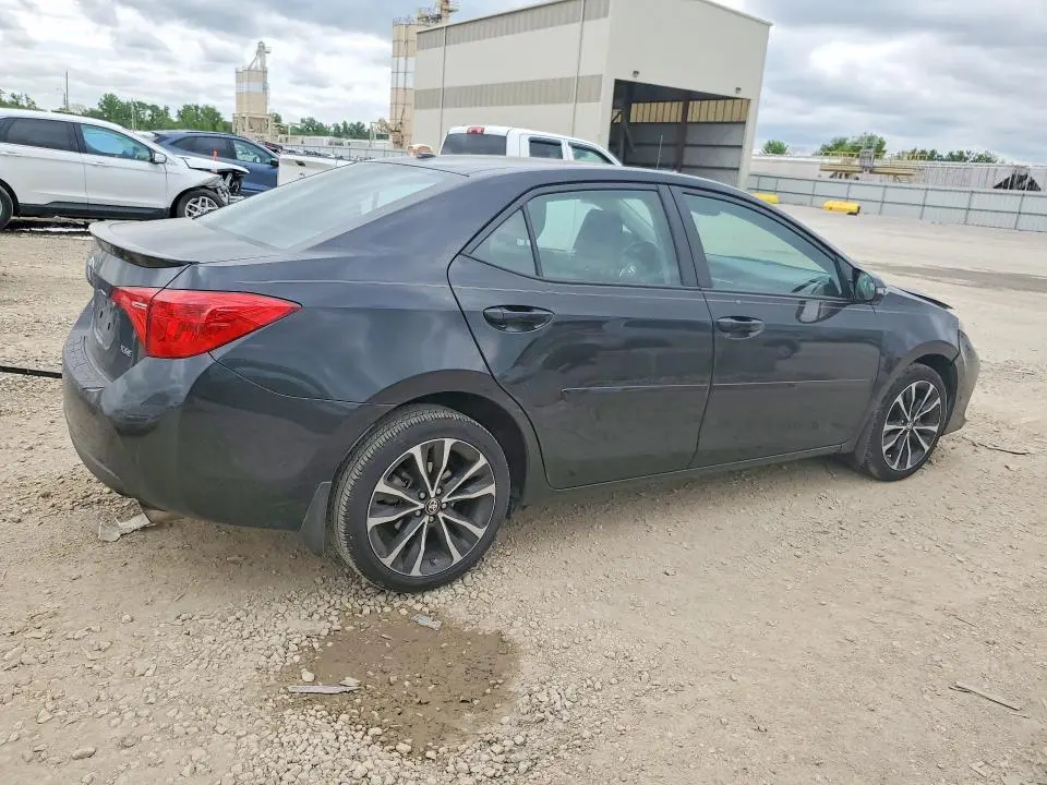 2017 TOYOTA COROLLA XSE  
