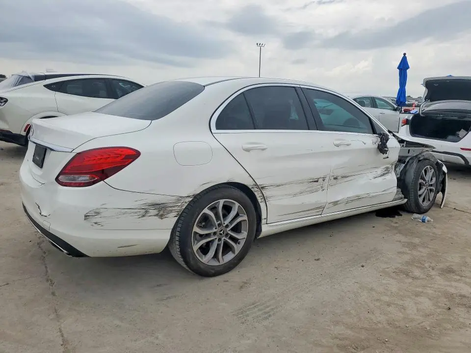2018 MERCEDES-BENZ C 300  