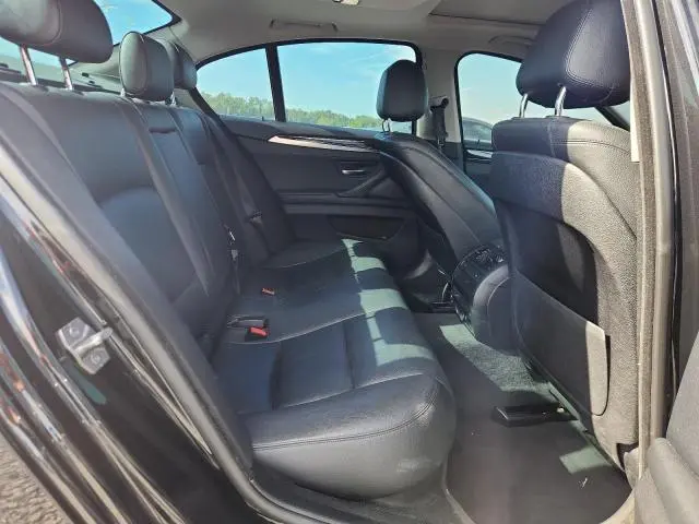 2016 BMW 528 XI  