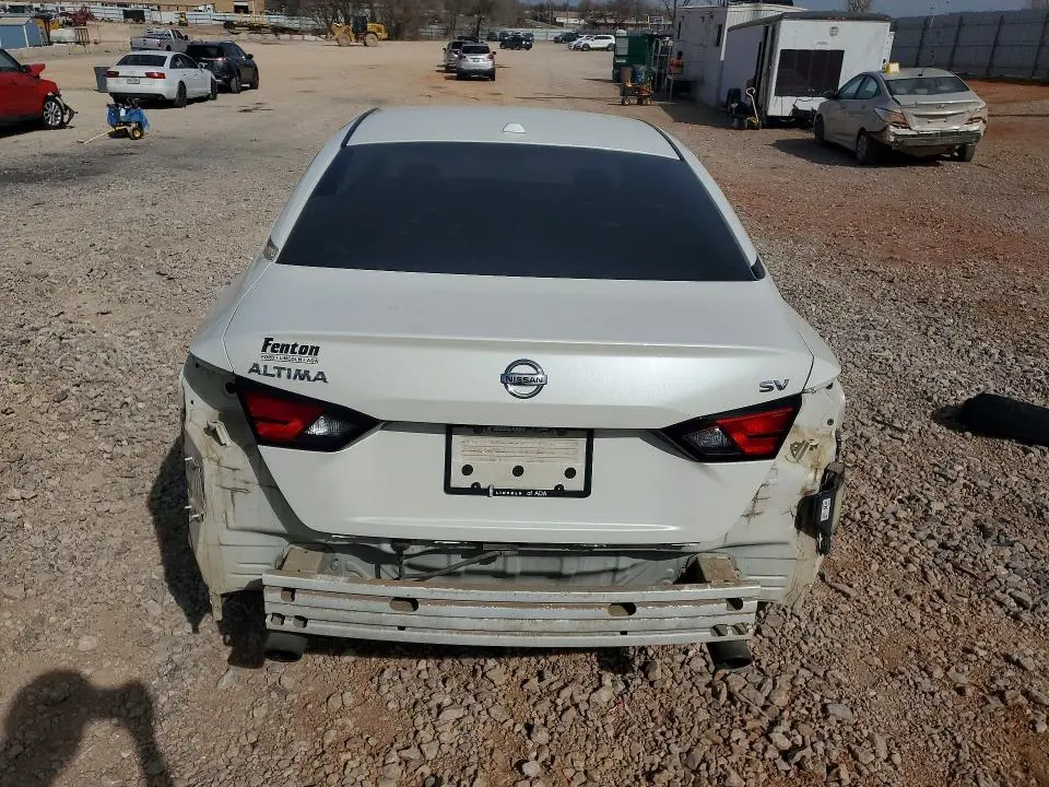2019 NISSAN ALTIMA SV  