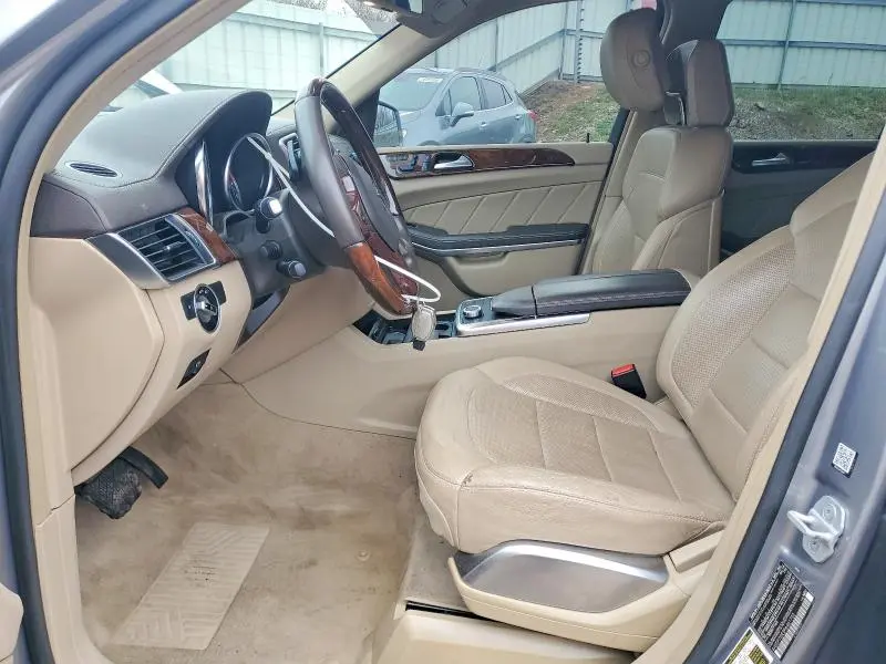 2015 MERCEDES-BENZ GL 550 4MATIC  