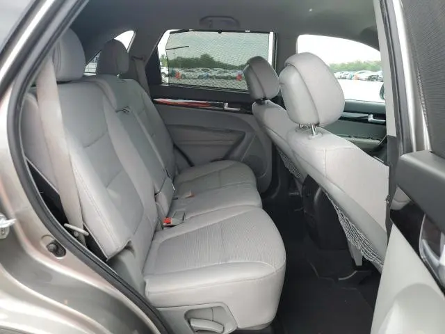 2015 KIA SORENTO LX  