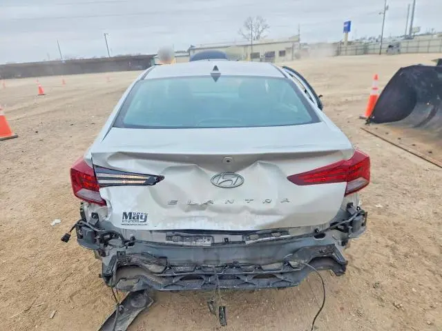 2019 HYUNDAI ELANTRA SEL  