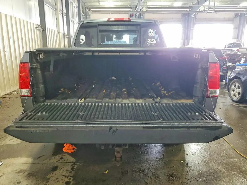 2014 NISSAN TITAN SV  