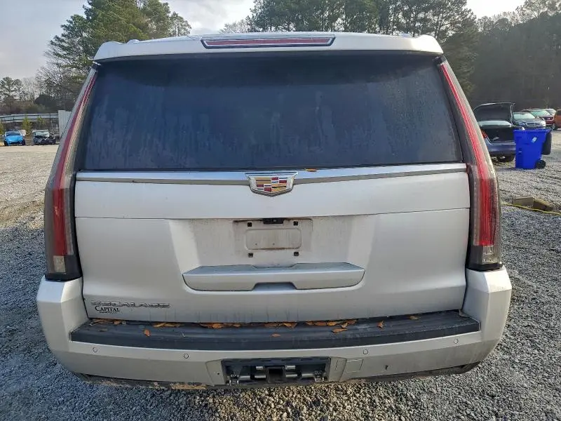 2017 CADILLAC ESCALADE ESV LUXURY  