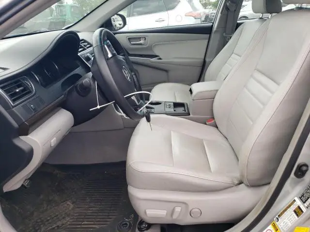 2016 TOYOTA CAMRY LE  