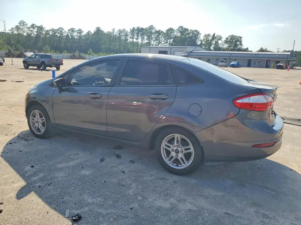 2018 FORD FIESTA SE  