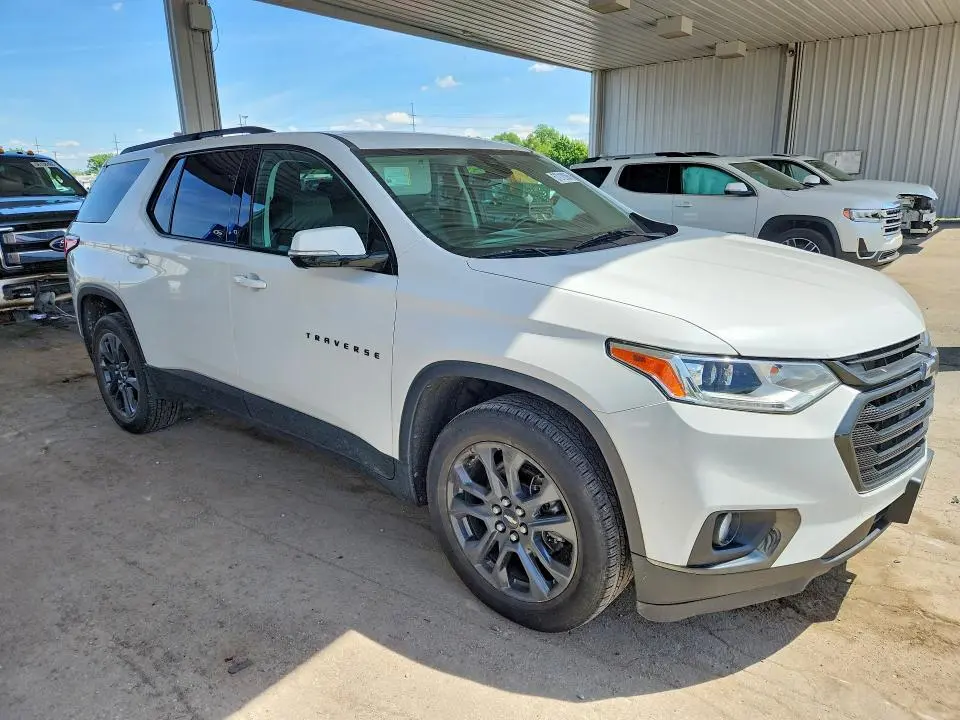 2021 CHEVROLET TRAVERSE RS  