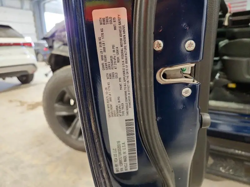 2021 RAM 1500 CLASSIC SLT  