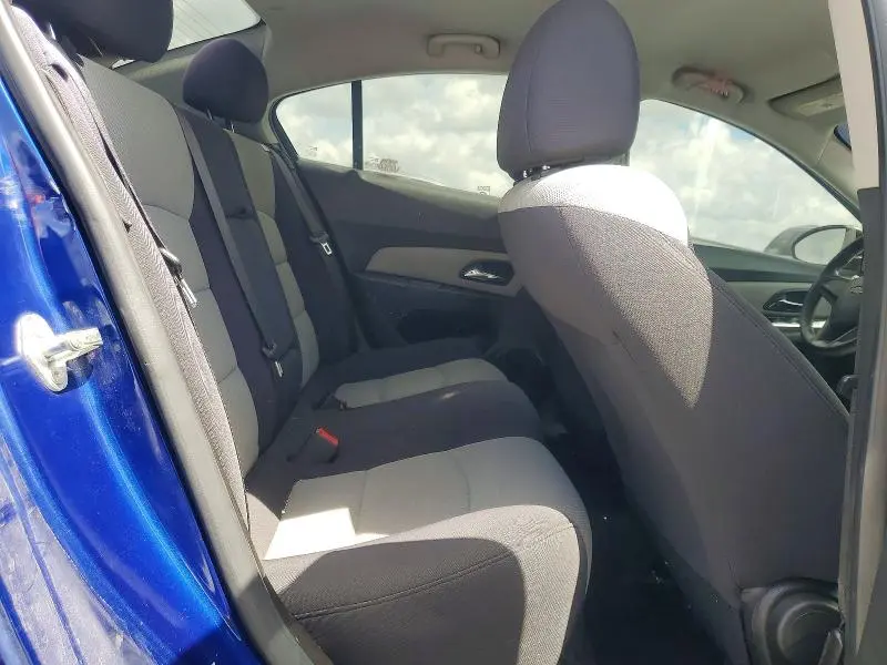 2013 CHEVROLET CRUZE LS  