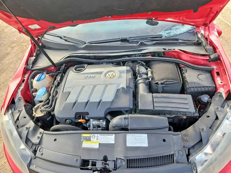 2013 VOLKSWAGEN GOLF   
