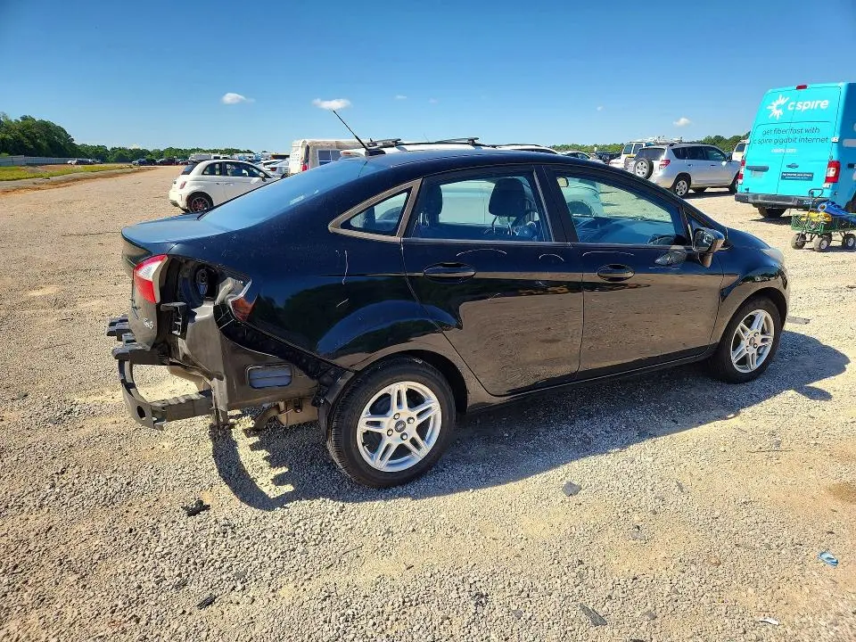2018 FORD FIESTA SE  