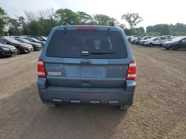 2011 FORD ESCAPE XLT  
