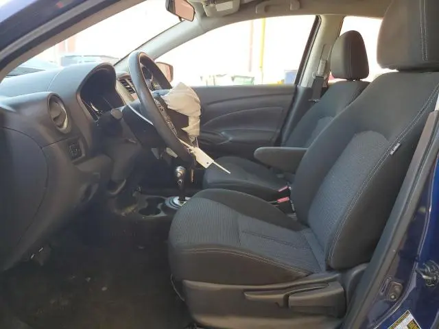 2019 NISSAN VERSA S  
