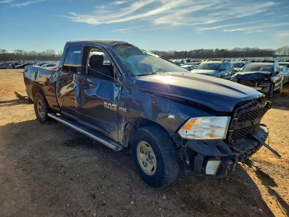 2016 RAM 1500 ST  