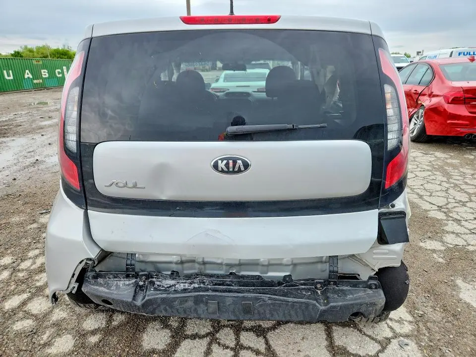 2015 KIA SOUL +  