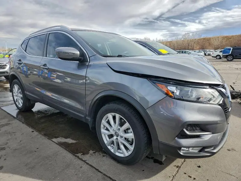 2021 NISSAN ROGUE SPORT SV  