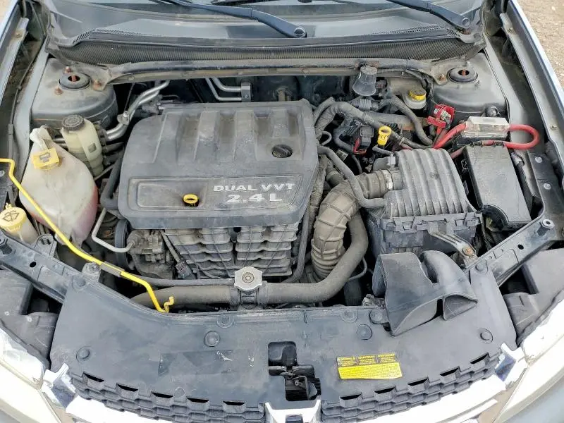 2013 DODGE AVENGER SE  