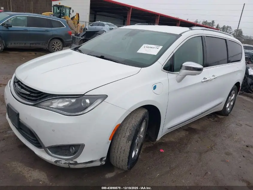 2018 CHRYSLER PACIFICA HYBRID LIMITED