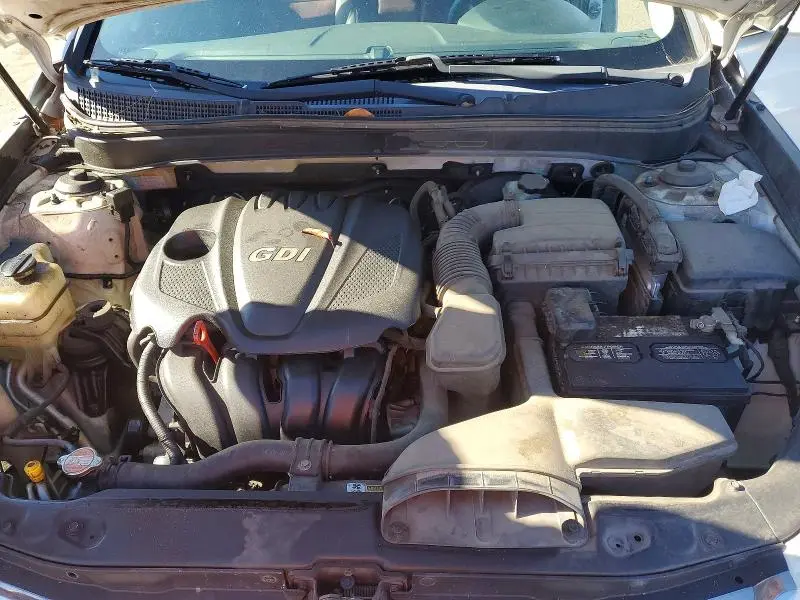 2011 HYUNDAI SONATA SE  