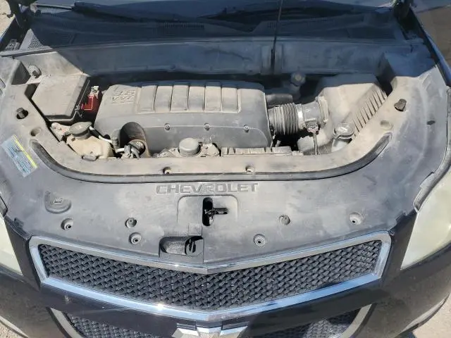 2010 CHEVROLET TRAVERSE LT  