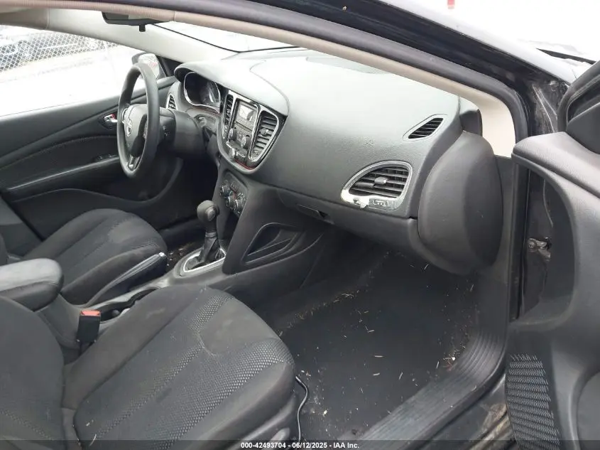 2015 DODGE DART SE