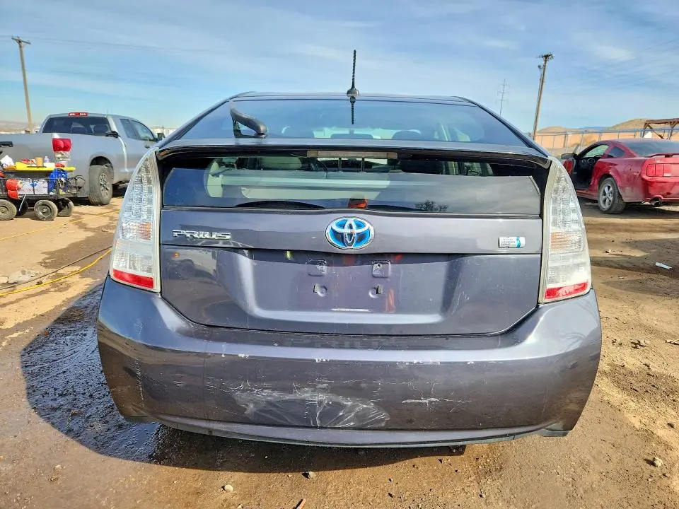 2010 TOYOTA PRIUS II  