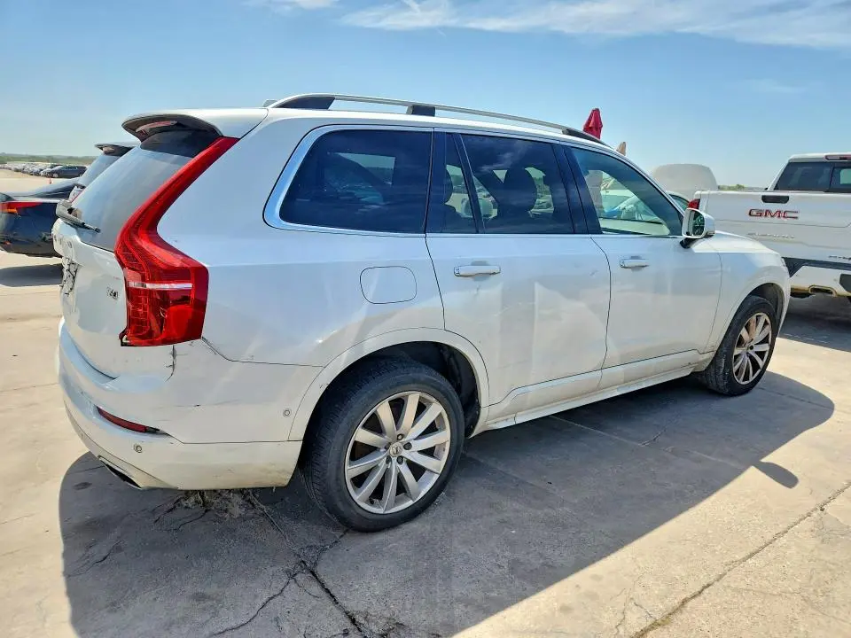 2018 VOLVO XC90 T6  