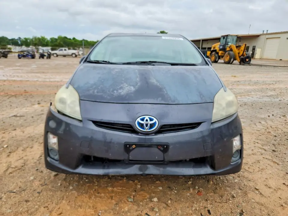 2011 TOYOTA PRIUS TWO  