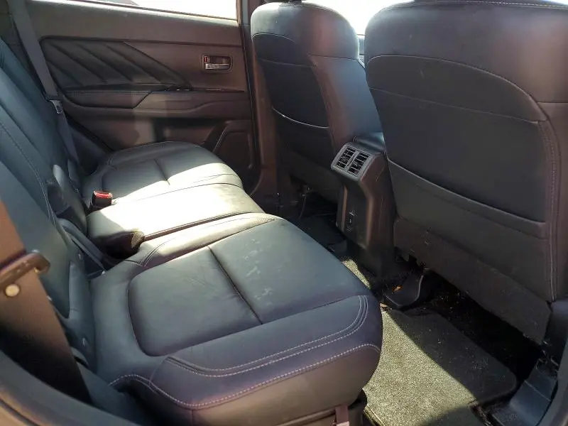 2021 MITSUBISHI OUTLANDER FE  