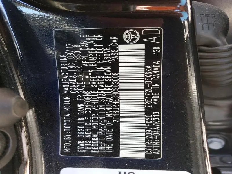 2017 TOYOTA COROLLA SE  