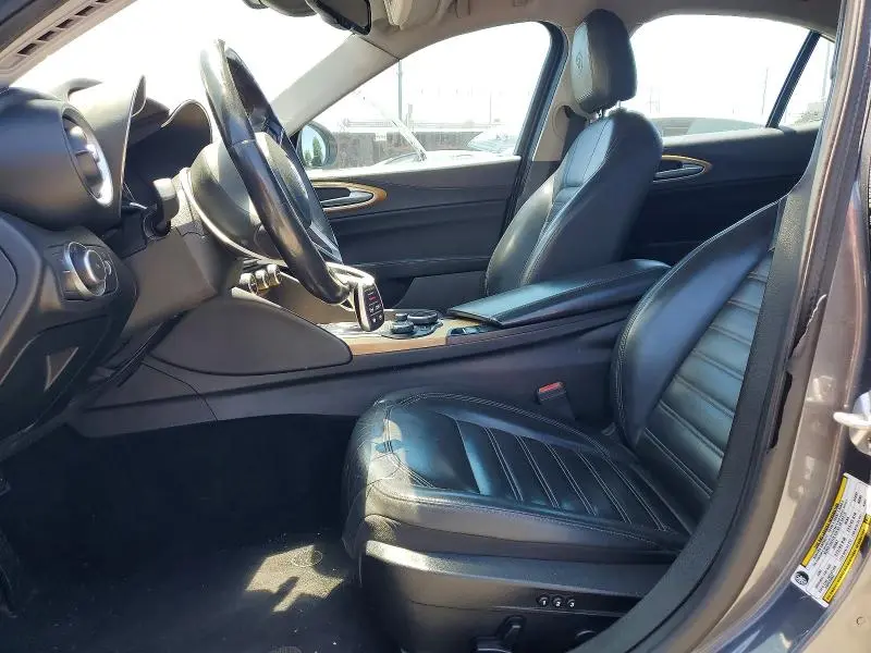 2017 ALFA ROMEO GIULIA TI Q4  