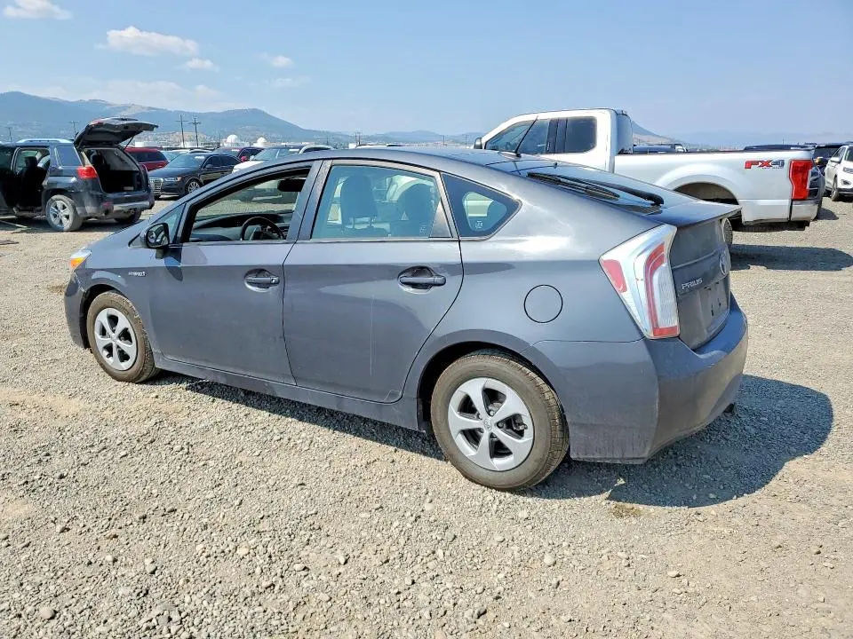 2015 TOYOTA PRIUS FOUR  