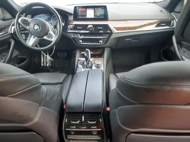 2019 BMW 540 XI  