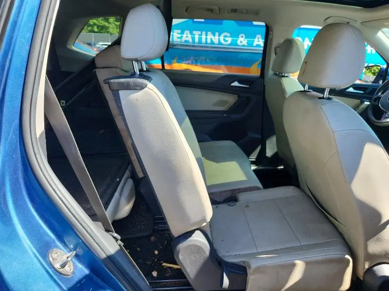 2020 VOLKSWAGEN TIGUAN SE  