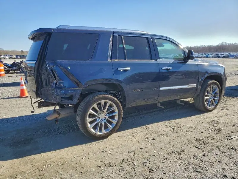2017 CADILLAC ESCALADE LUXURY  