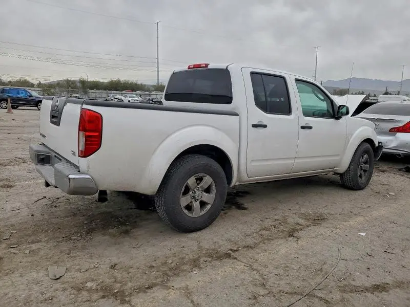 2010 NISSAN FRONTIER CREW CAB SE  