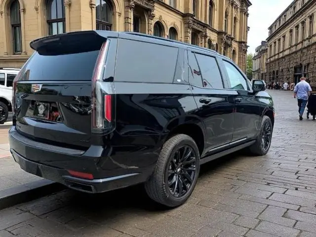 2022 CADILLAC ESCALADE SPORT PLATINUM  