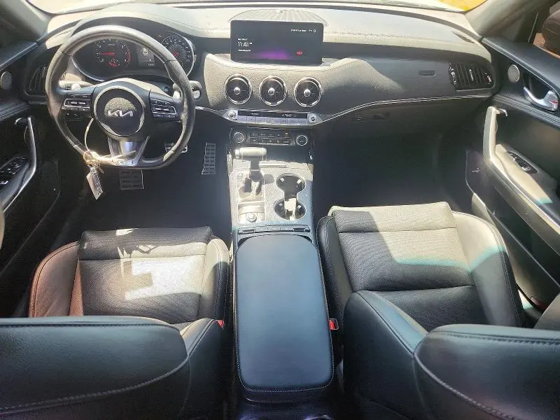 2023 KIA STINGER GT LINE  