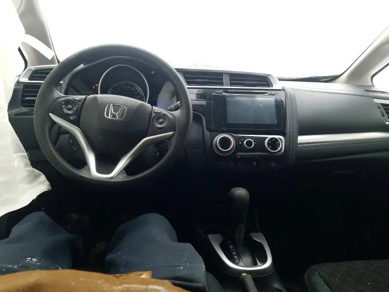 2016 HONDA FIT LX  