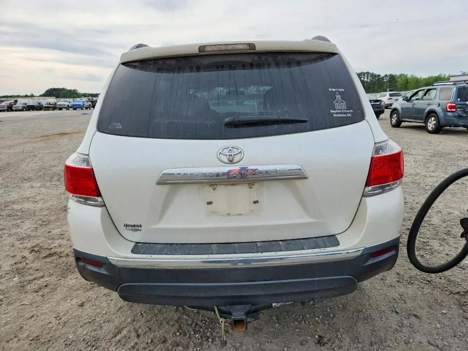 2013 TOYOTA HIGHLANDER BASE  