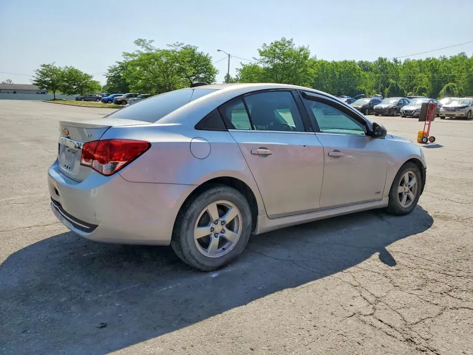 2015 CHEVROLET CRUZE LT  