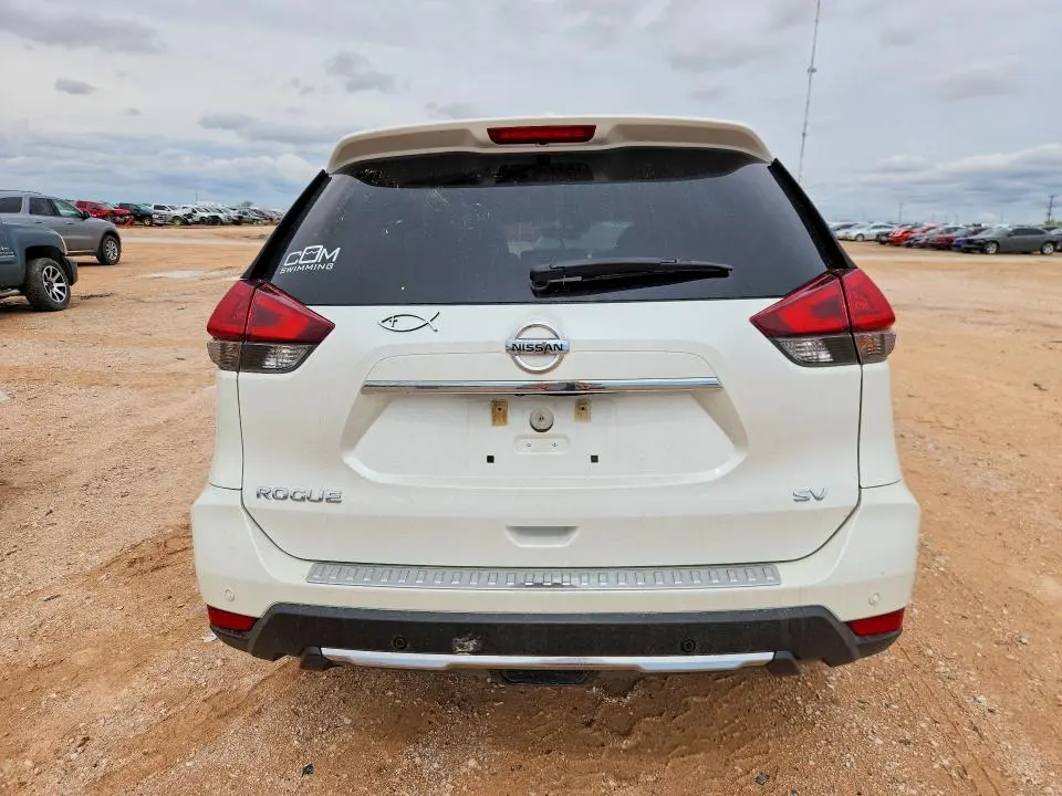 2020 NISSAN ROGUE SV  