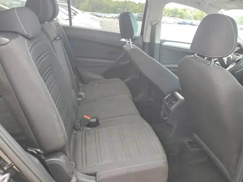 2022 VOLKSWAGEN TIGUAN S  