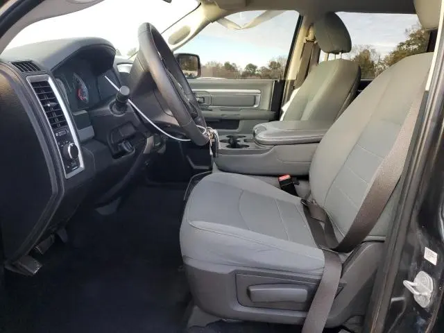 2019 RAM 1500 CLASSIC SLT