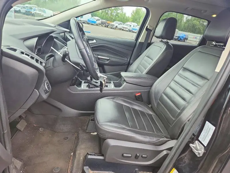 2017 FORD ESCAPE TITANIUM  