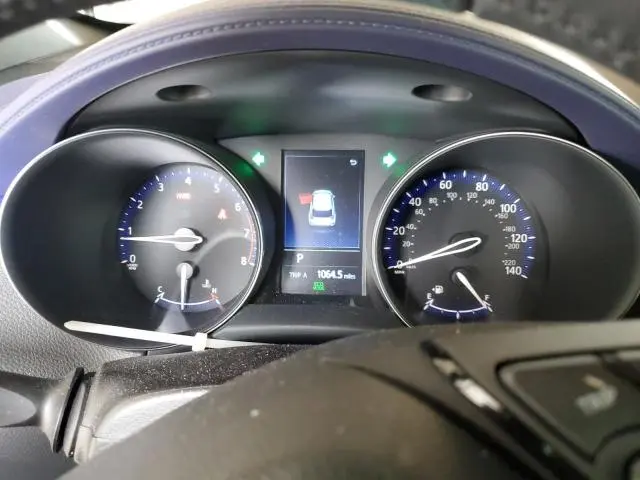 2020 TOYOTA C-HR XLE  