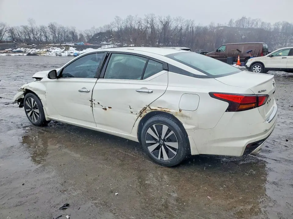 2021 NISSAN ALTIMA 2.5 SV  