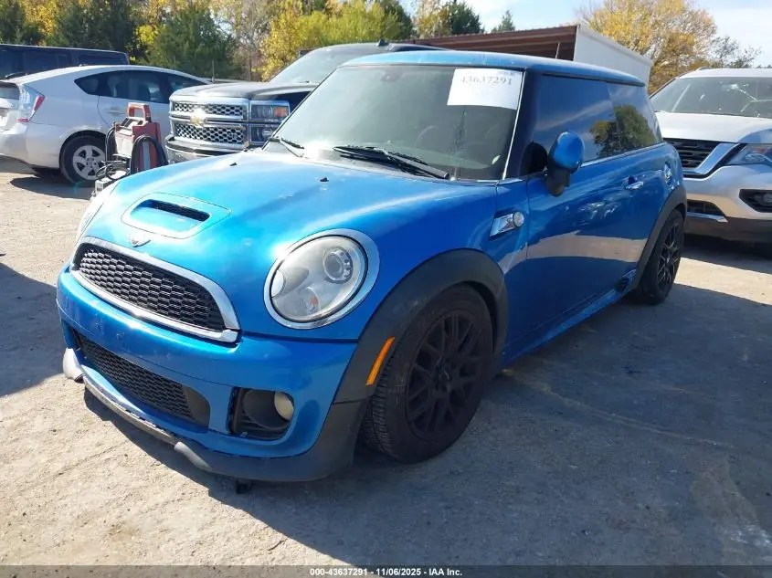2012 MINI COOPER S  